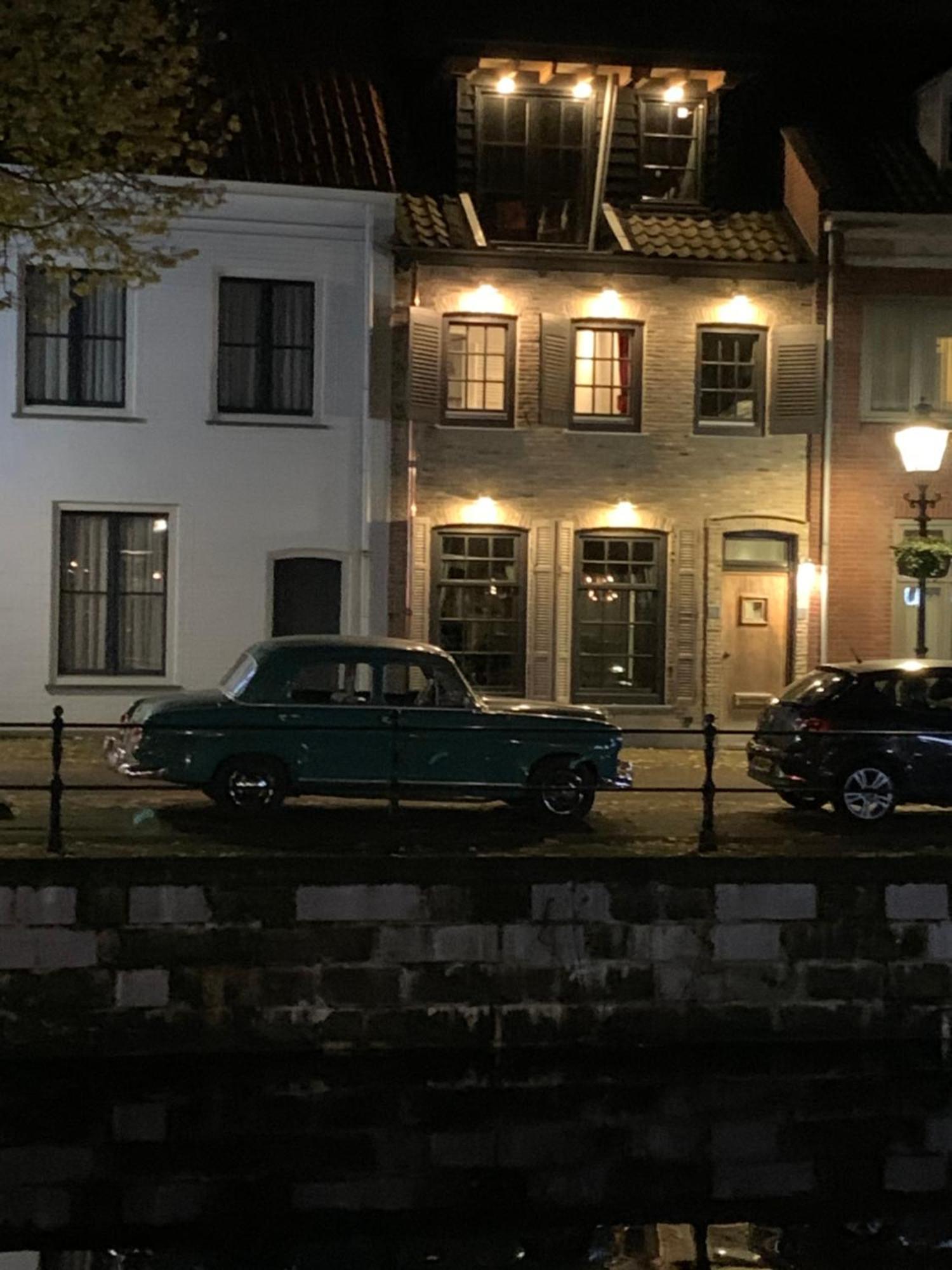 Toplocatie In Centrum Sluis Bagian luar foto